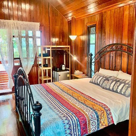 Rang Robin Farmstay With Swimming Pool Ban Wang Muang Bagian luar foto