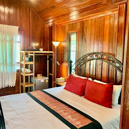 Rang Robin Farmstay With Swimming Pool Ban Wang Muang Bagian luar foto