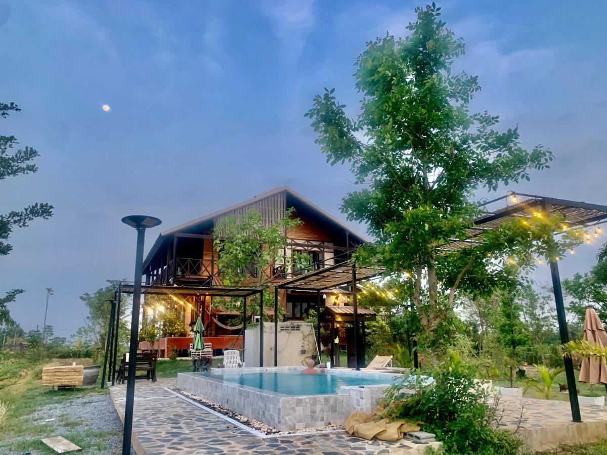 Rang Robin Farmstay With Swimming Pool Ban Wang Muang Bagian luar foto